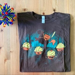 NWOT Brown Tee: Headless Horseman Cupcakes